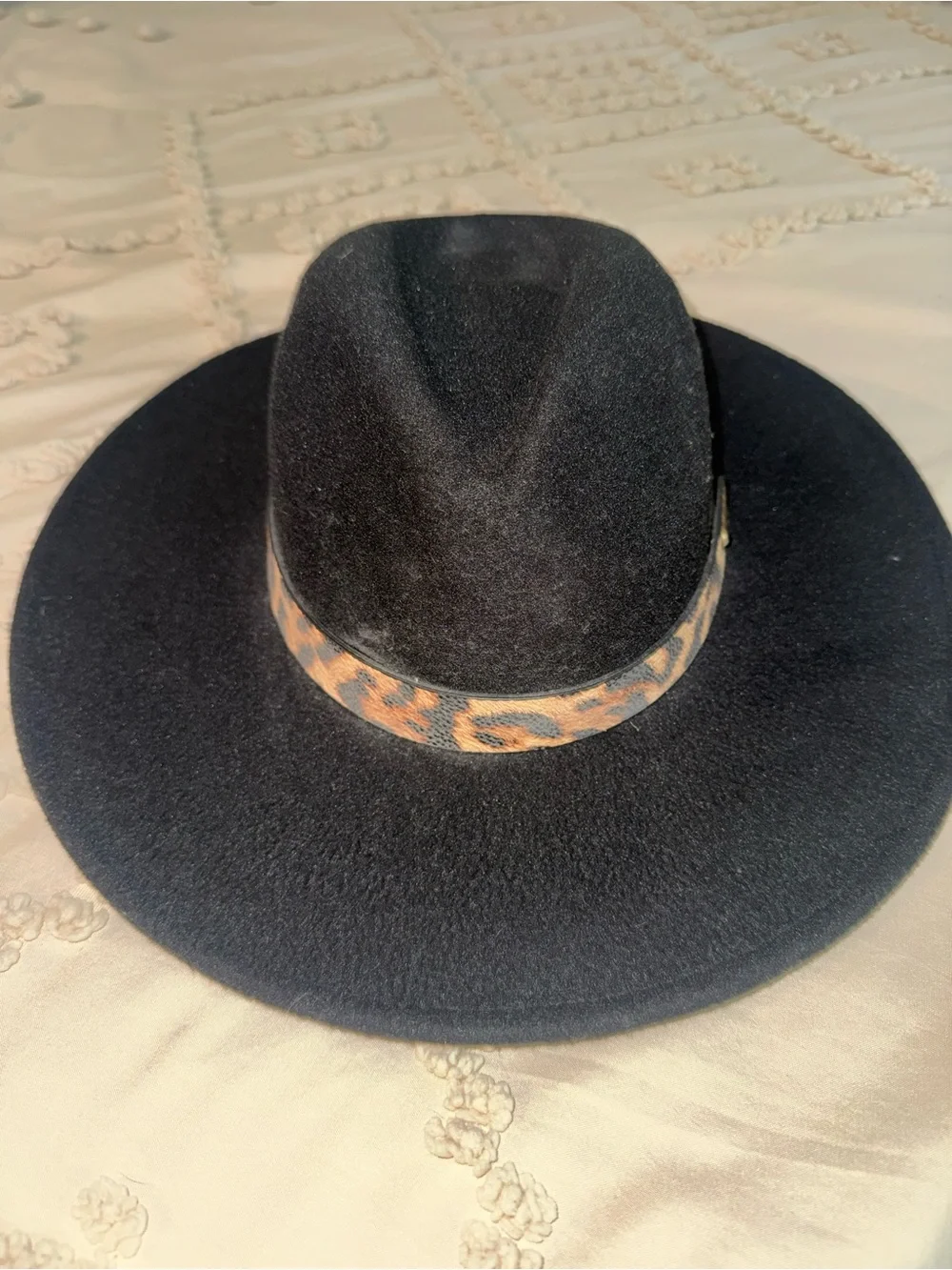 Black Wide-Brim Felt Hat with Leopard Accent Band